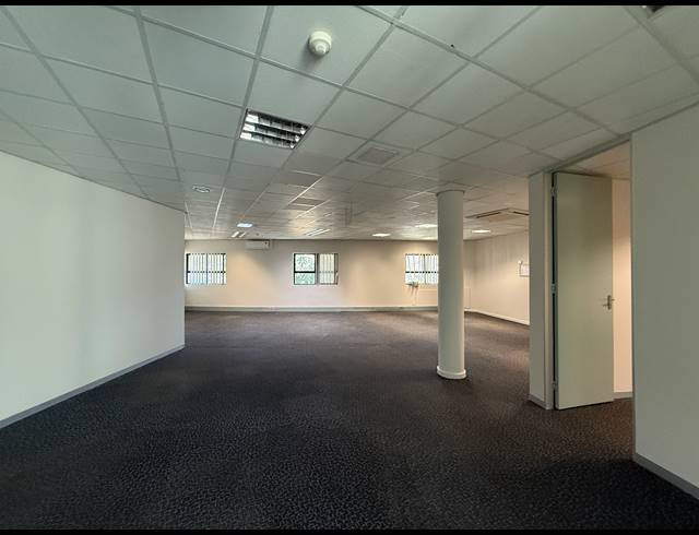 248M² OFFICE TO LET IN PARKTOWN